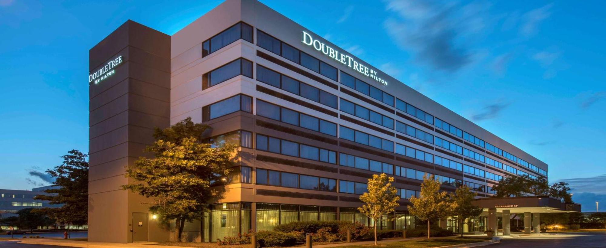 Doubletree By Hilton Chicago Schaumburg Hotel Exterior photo